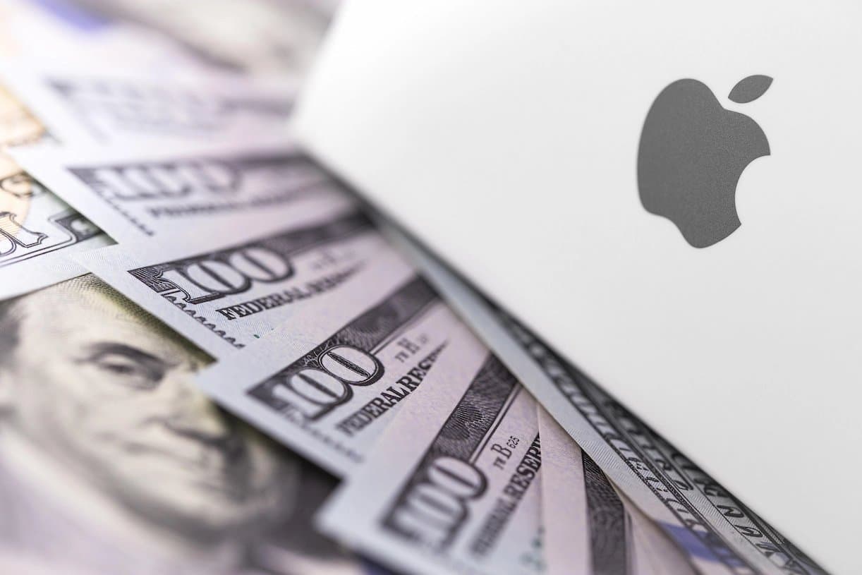 AI Models See Apple Stock Surging to $338 by Mid-2026