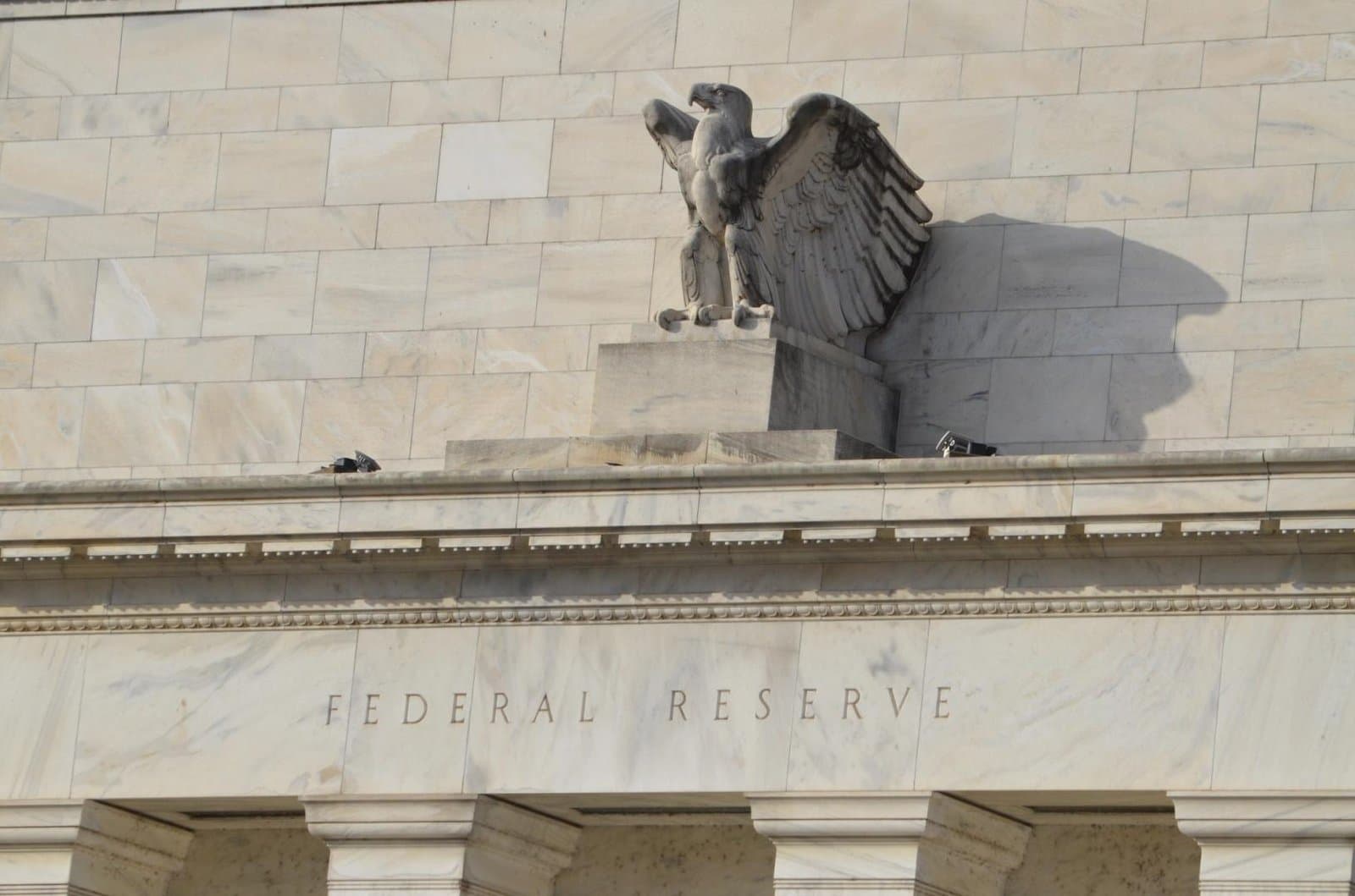 Bitcoin Holds Steady Above $64,000 Ahead of key Fed Meeting