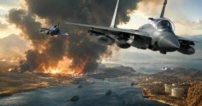 US Strikes on Iran-Iraq Border Kill Two as Ships Burn in Critical Straits