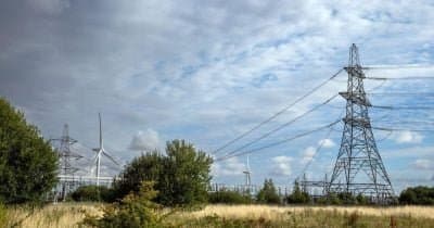 US Power Grids Stretched Thin as Heatwaves and AI Data Centers Drive Energy Demand Up