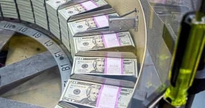 How Rising Treasury Yields Reflect Geopolitical Tensions and Inflation Concerns