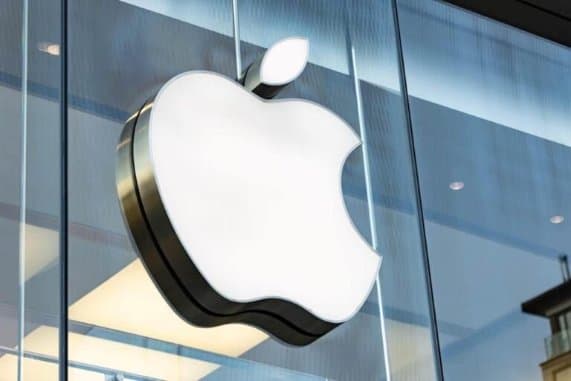 Wall Street Analysts Weigh in on Apple’s Stock Performance and Future Prospects