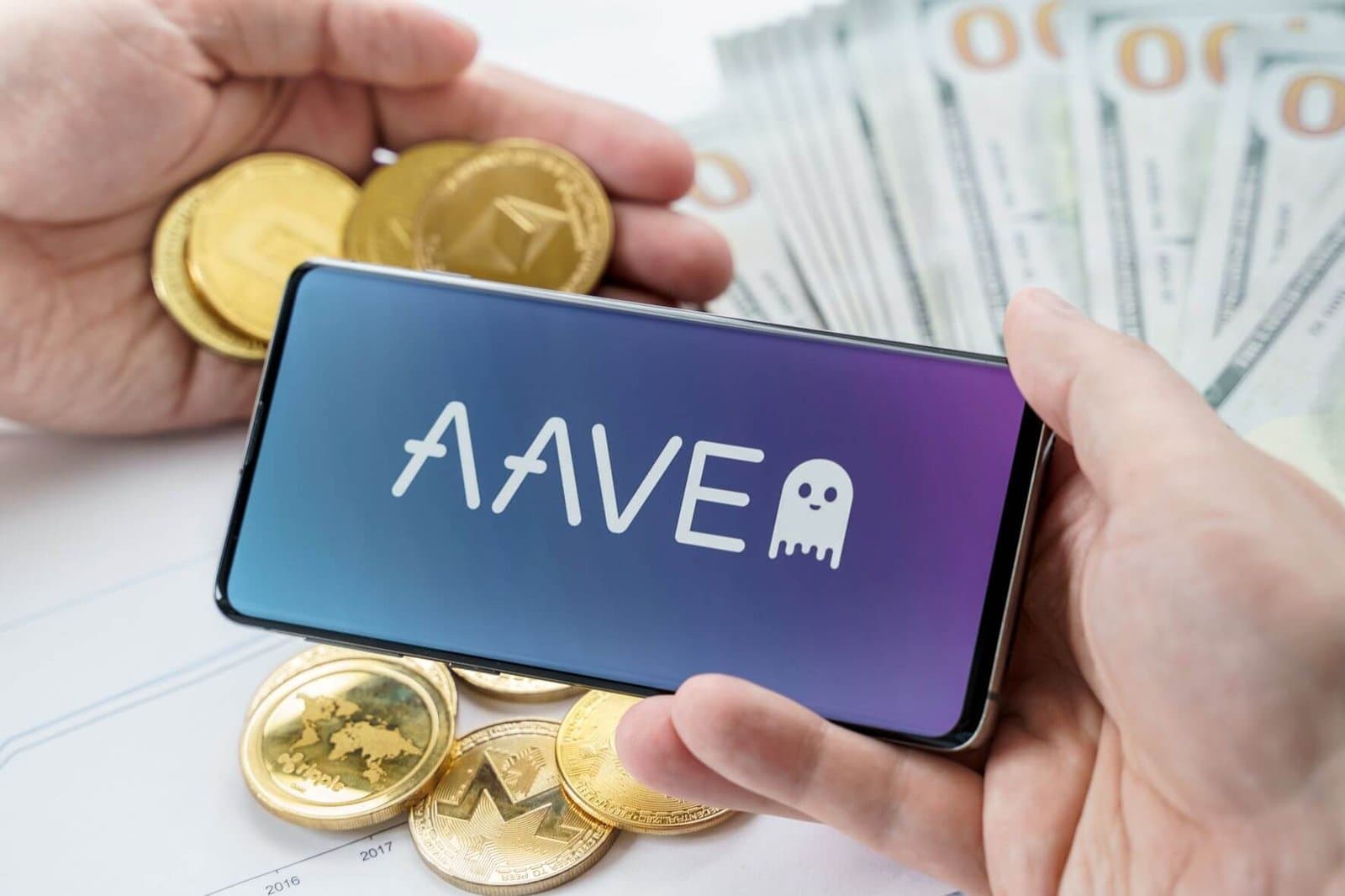 Aave Cuts Support for Underused Assets, Eyes $100 Price Level
