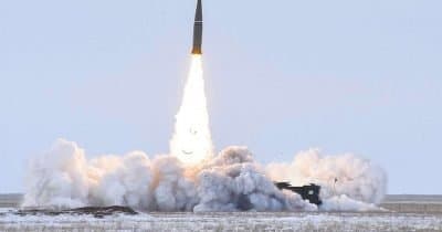 Russian Iskander with cluster munitions detonates over Kyiv in fresh strike