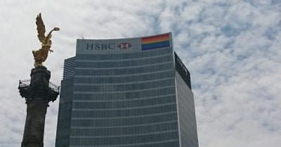 HSBC Offloads Egypt’s Retail Banking to Emirates NBD with $300M Gain