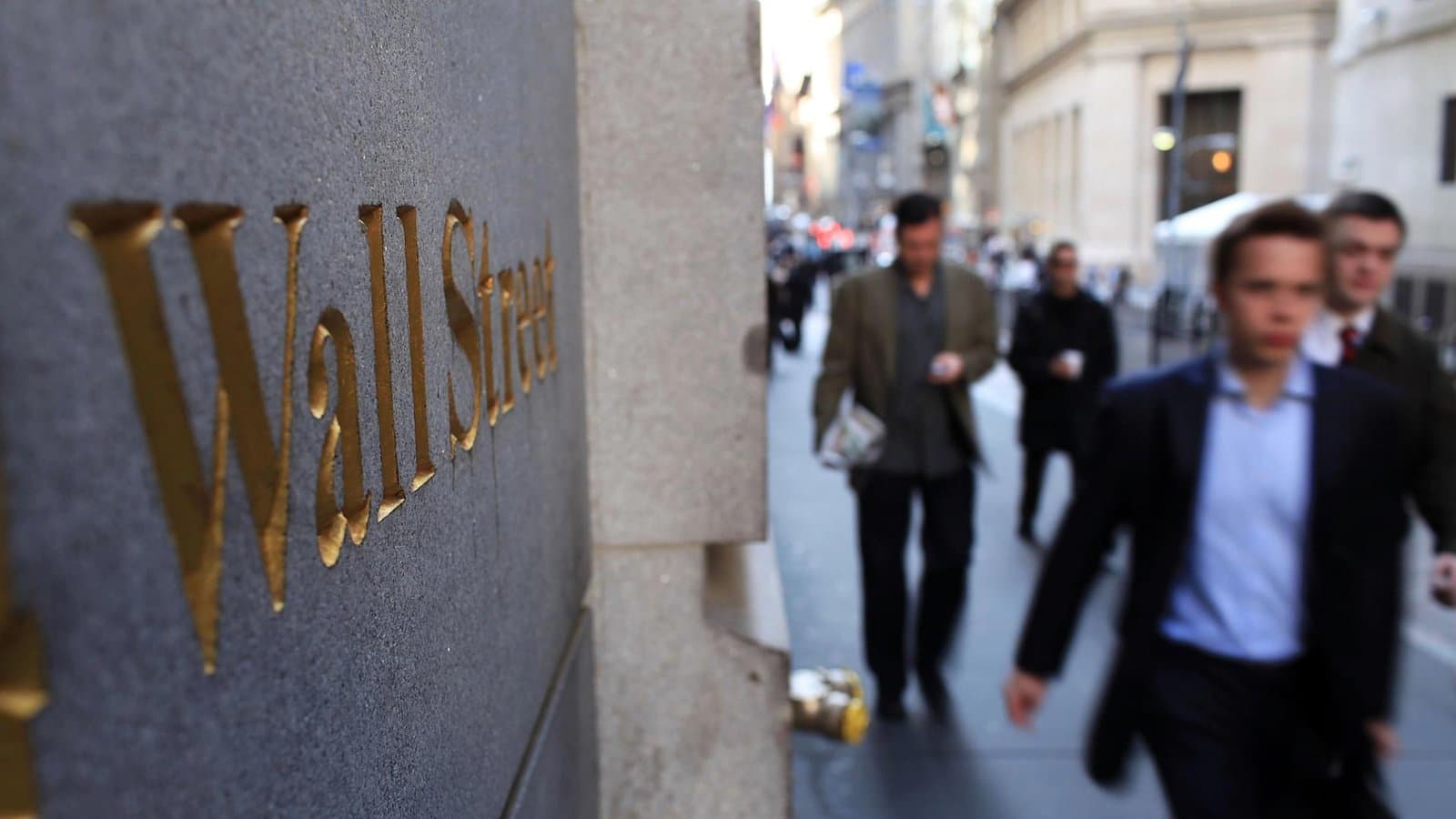 Wall Street Heavyweights Rally Behind New Crypto Regulation Amid Senate Countdown