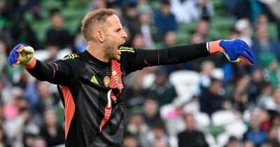 Villarreal Signs Veteran Keeper Peter Gulacsi for Just €2 Million