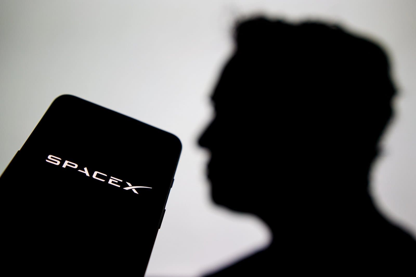 ChatGPT Sees SpaceX Shares Rising Post-Earnings Amid Starlink and AI Bets