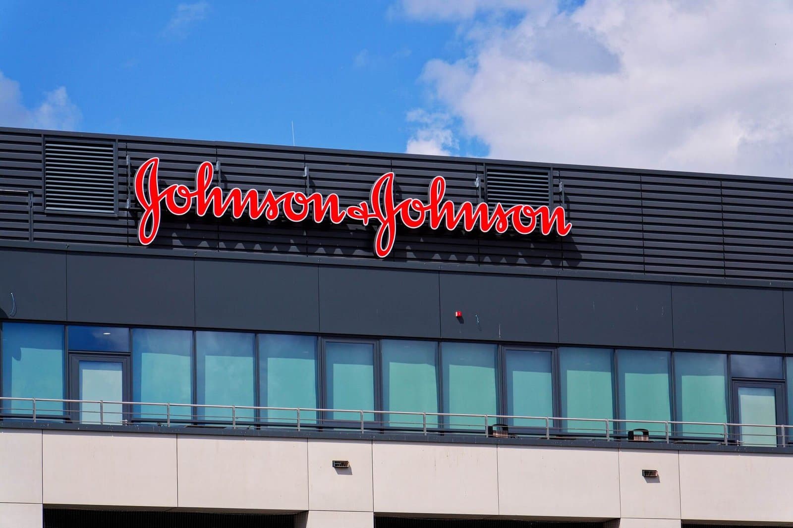 What Johnson & Johnson's Q2 Earnings Report Means for Investors