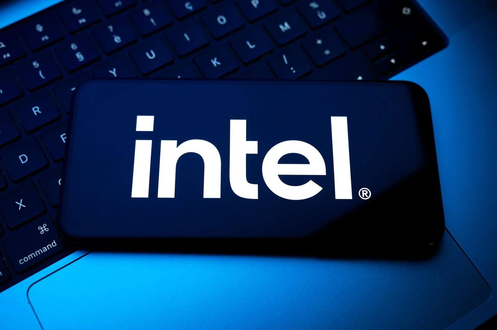 How Samsung's Earnings Report Sent Shockwaves Through Semiconductor Stocks