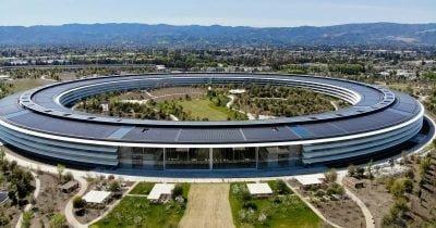 What Apple’s Close Race with Nvidia Means for Tech Investors
