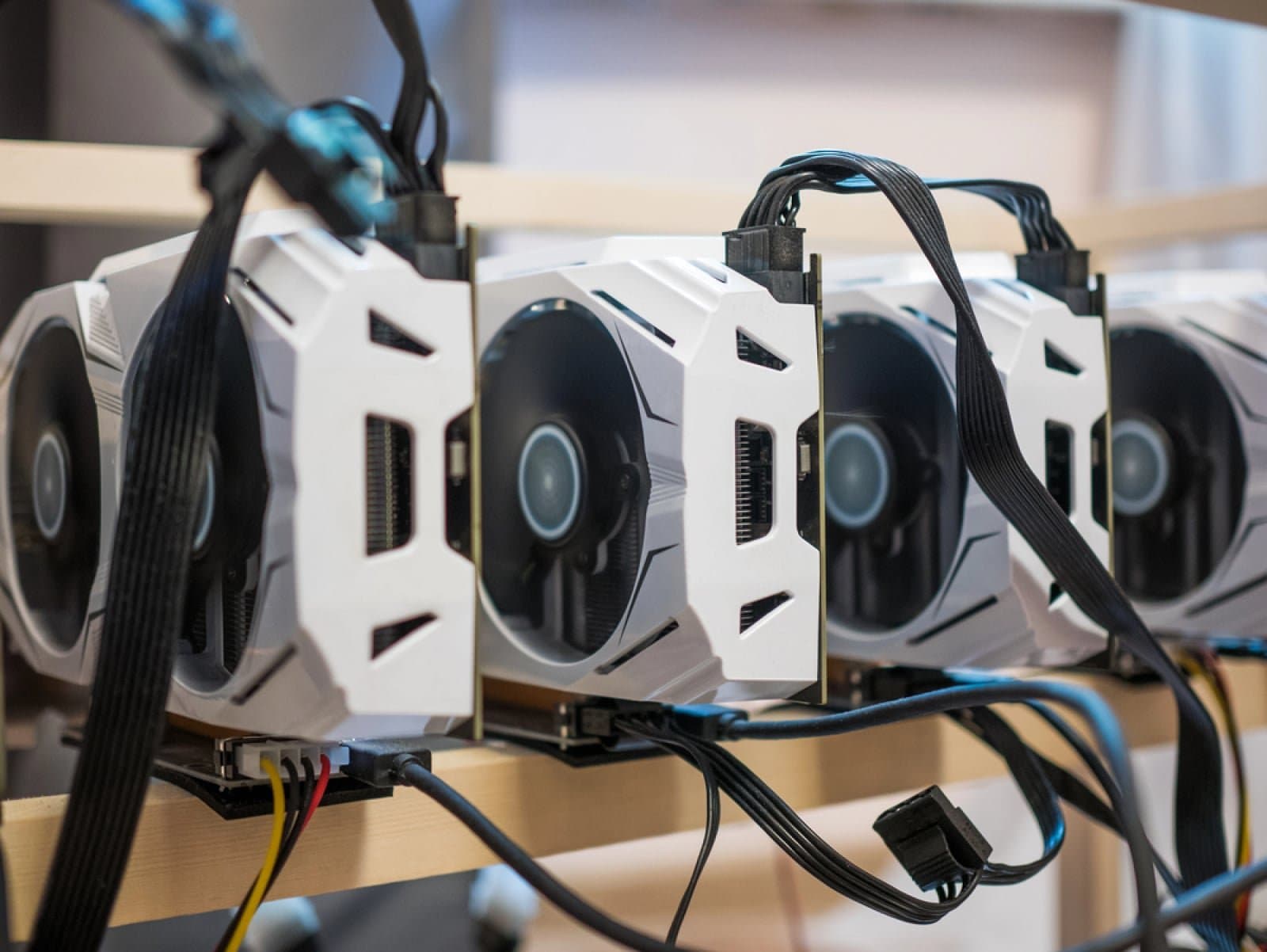Fortitude Amplifies Zcash Mining with $31.5M Antminer Purchase