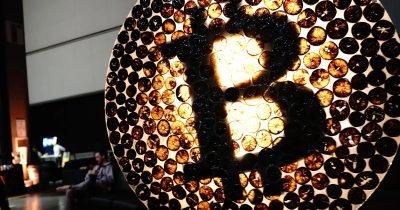 Understanding Bitcoin's Resilience Amid Uncertainty and AI Influence