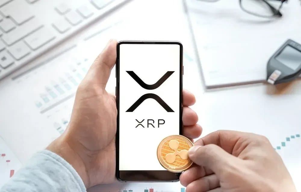 XRP Shows Signs of a Bullish Turn as Funding Rates and Momentum Improve