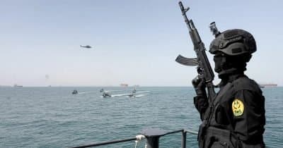 Iran Stands Firm Against US Naval Blockade as Strait of Hormuz Traffic Halts