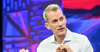 Google's former AI chief Dean quietly exits with startup focused on drug discovery