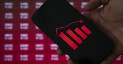 Nasdaq 100 Drops Into Correction as Semiconductor Stocks Plunge Amid AI Spending Concerns