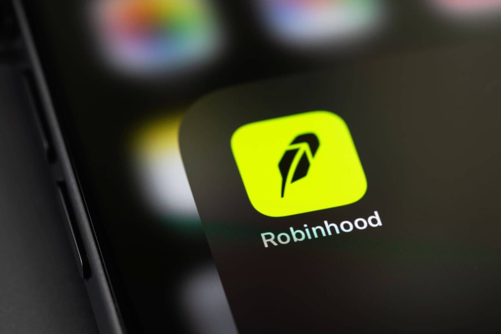 Robinhood CEO’s Twitter Account Hijacked to Push Fraudulent Meme Token