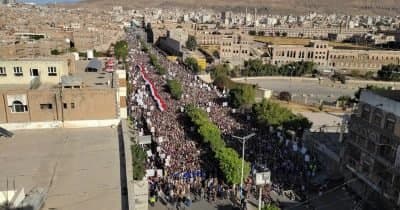 Houthis hit Saudi tankers with ballistic missiles, warn of Red Sea shipping closure