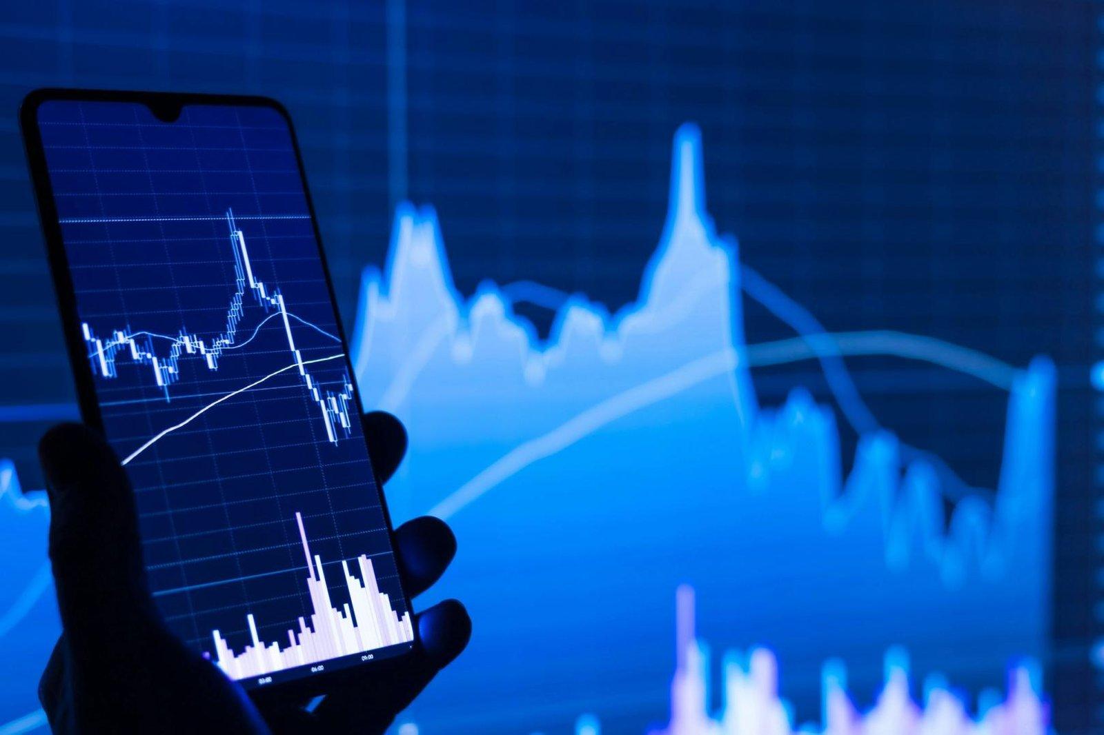 What Bitcoin's MACD Indicator Signals for Future Price Movements