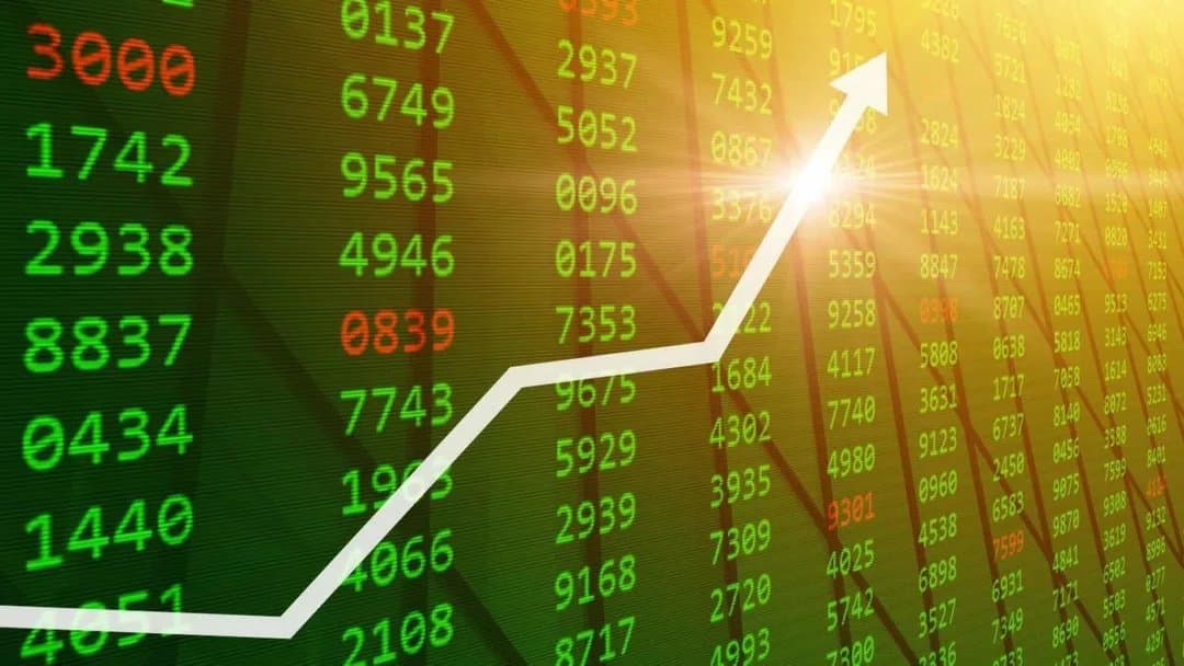 Wall Street hits record highs as AI boom eases profit concerns