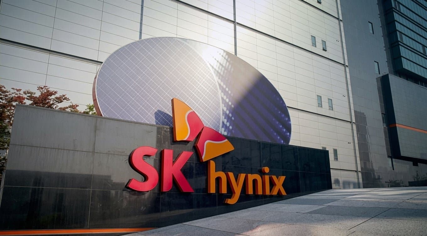 SK Hynix Stock Stumbles as Wall Street Cheers AI Memory Outlook