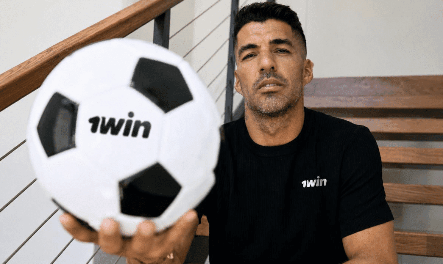 Luis Suárez Teams Up with 1win Betwave to Deliver FIFA World Cup Expert Predictions