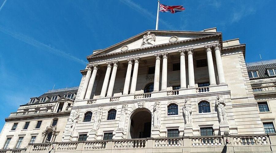 What the Bank of England’s Stablecoin Policy Shift Means for Investors