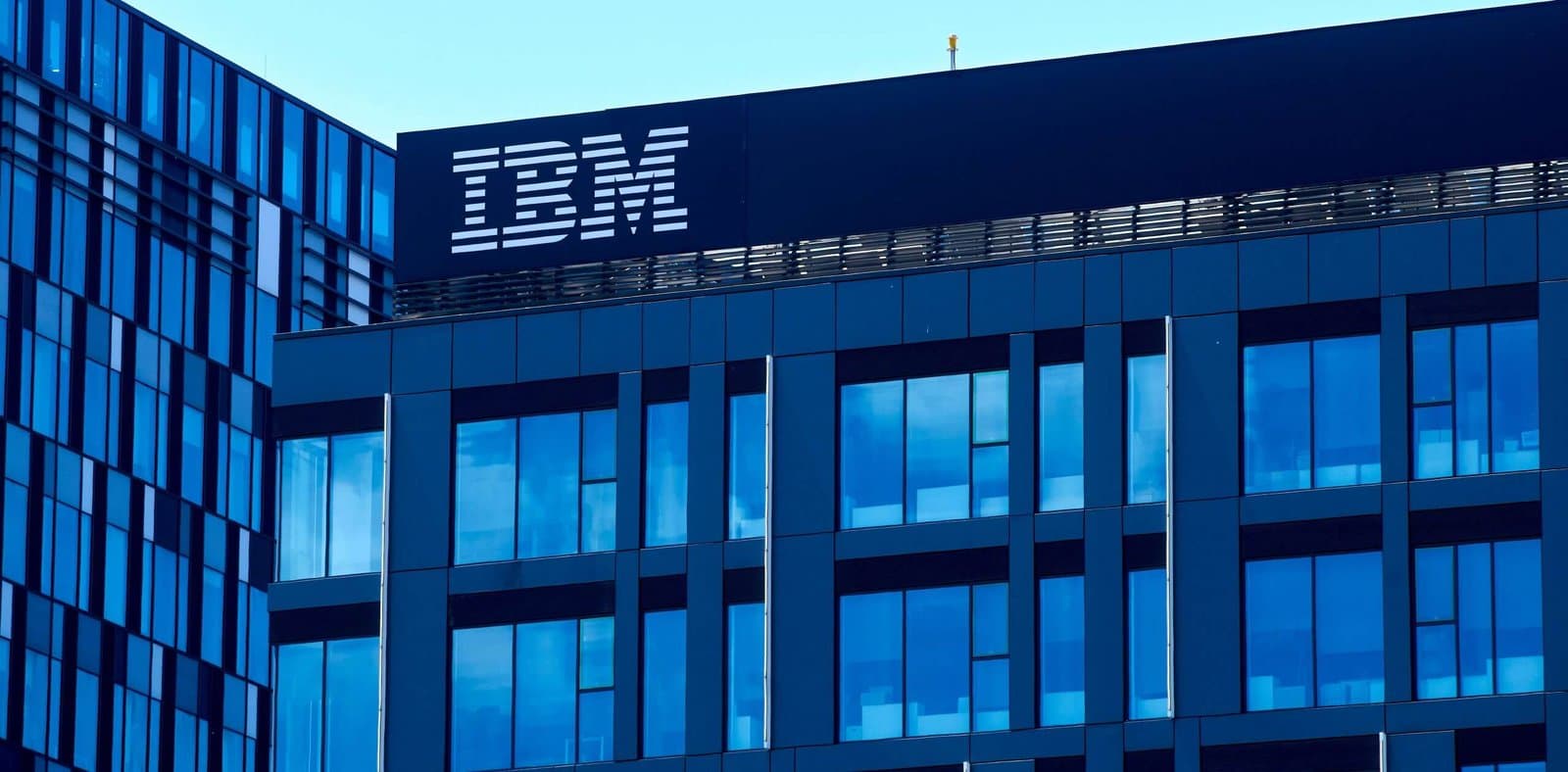 IBM Shares Slip Despite Breakthrough in Quantum Computing Collaboration
