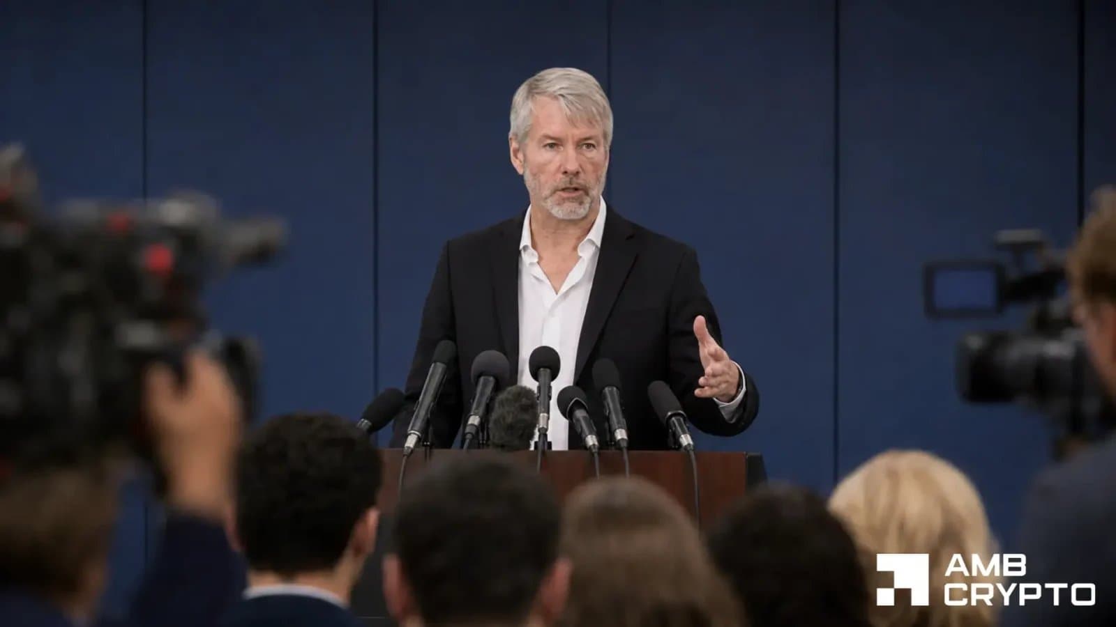 Saylor sells 1,638 Bitcoin through Strategy as corporate treasury shifts