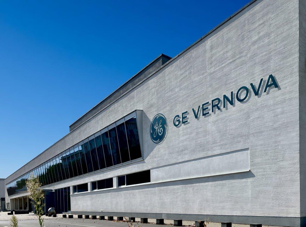 What Does GE Vernova's Record Surge Mean for Energy Stocks?