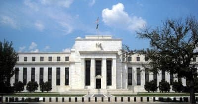 Fed’s Silence Fuels Market Jitters Ahead of Jackson Hole, Eyes on Crypto Reaction